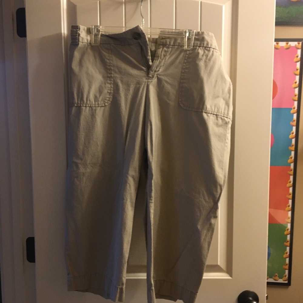 Capris merona
